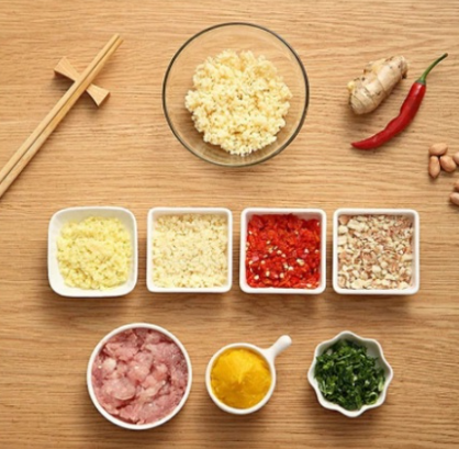 Mini Triturador Processador Manual De Alimentos Com 2 Lâminas